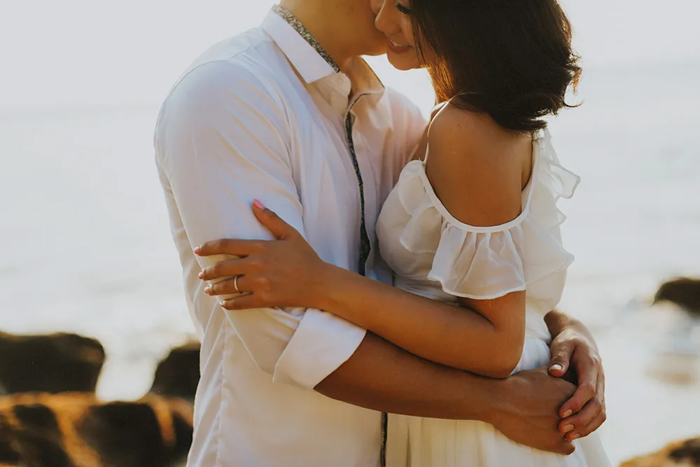 Photo by Synchronal Photography. theweddingnotebook.com