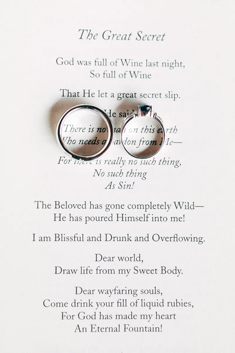 Photo by HelloJaneLee. theweddingnotebook.com