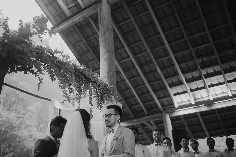 Photo by HelloJaneLee. theweddingnotebook.com