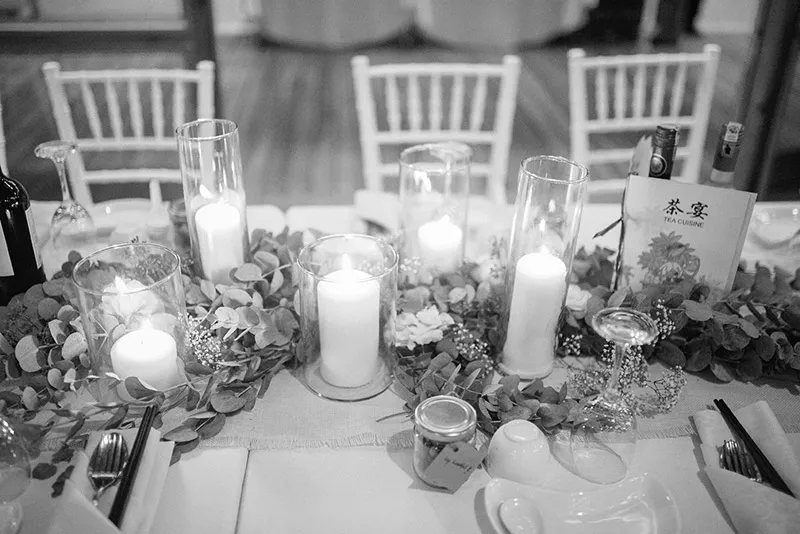 Photo by HelloJaneLee. theweddingnotebook.com