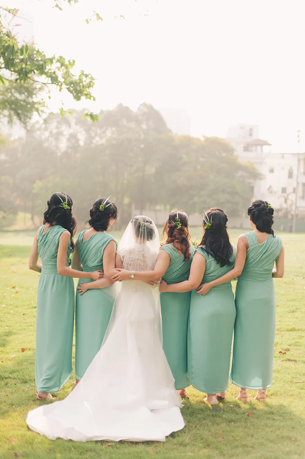 Munkeat Photography. theweddingnotebook.com