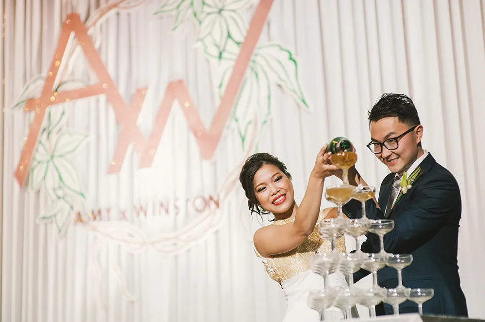 Munkeat Photography. theweddingnotebook.com