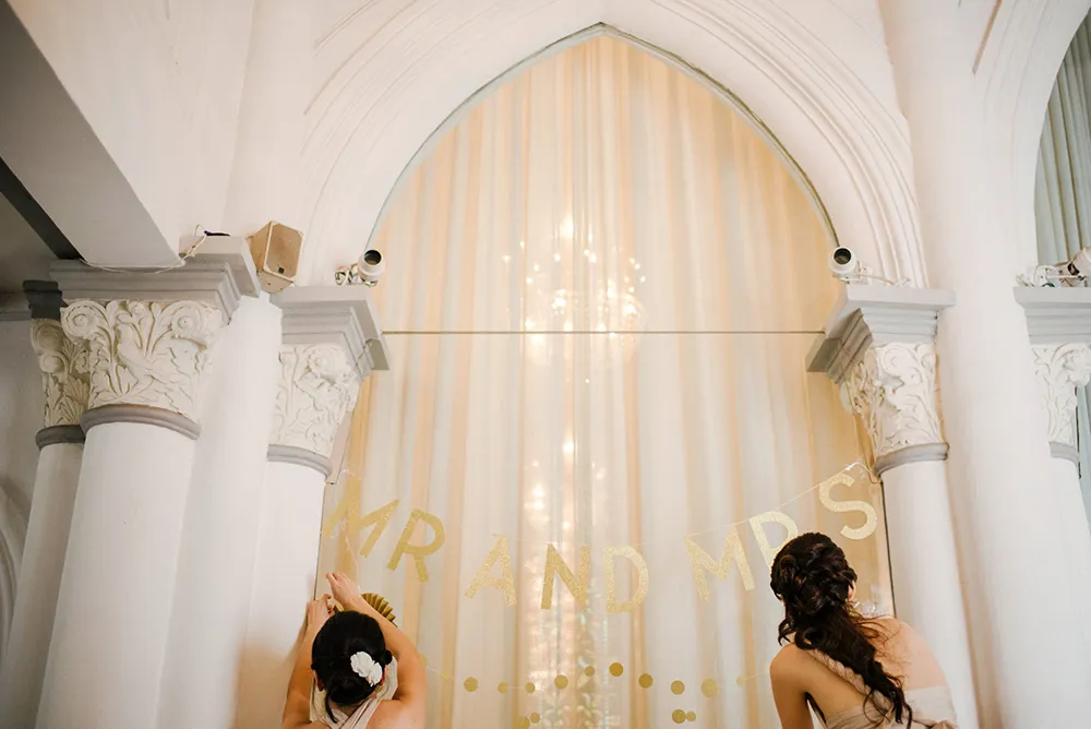 Photo by Bloc Memoire Photography. theweddingnotebook.com