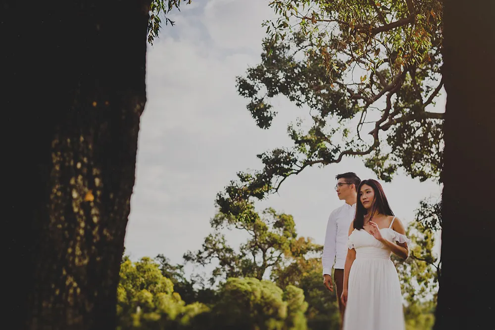 Photo by Steven Cheah Photography. theweddingnotebook.com