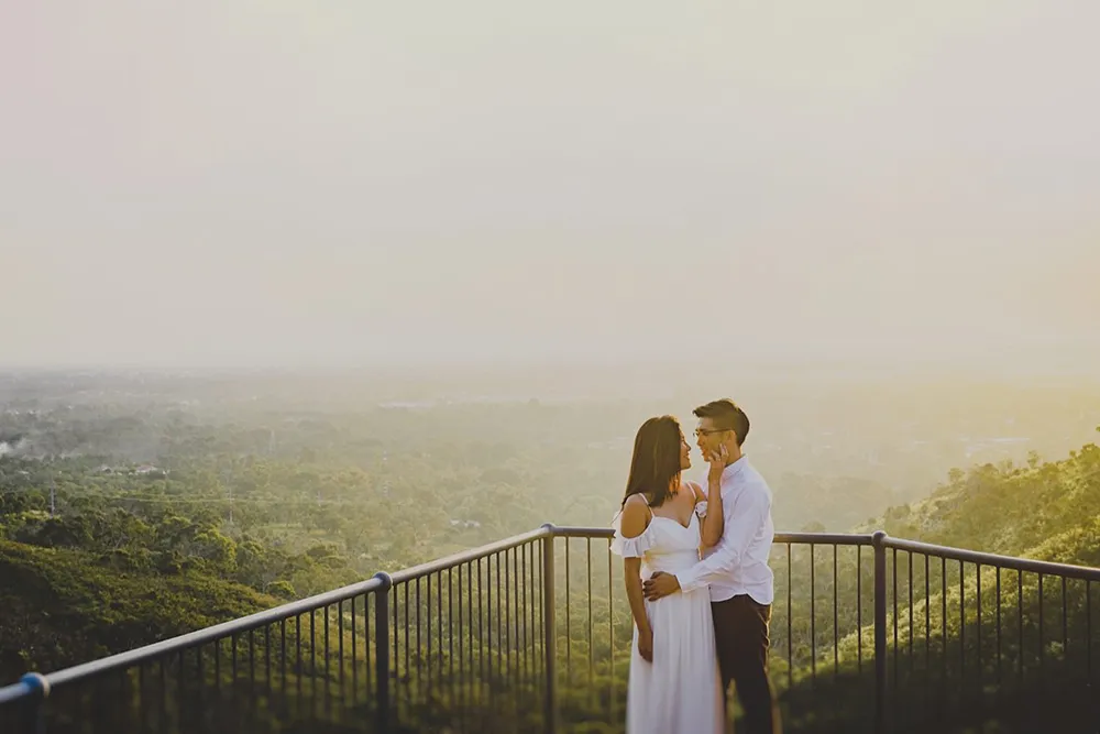 Photo by Steven Cheah Photography. theweddingnotebook.com