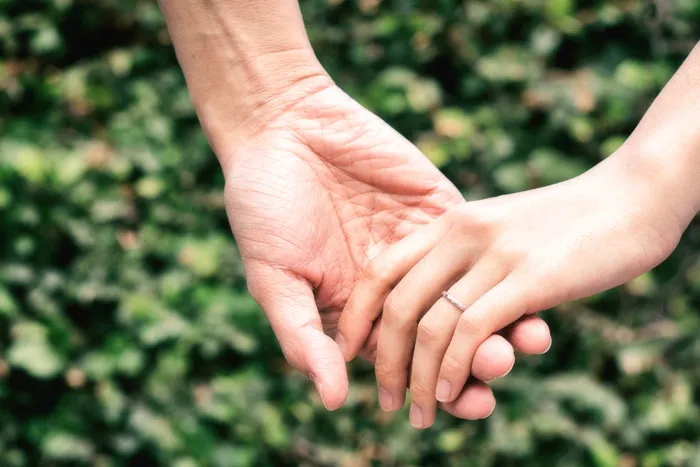 DIY Bridal Portraits. theweddingnotebook.com