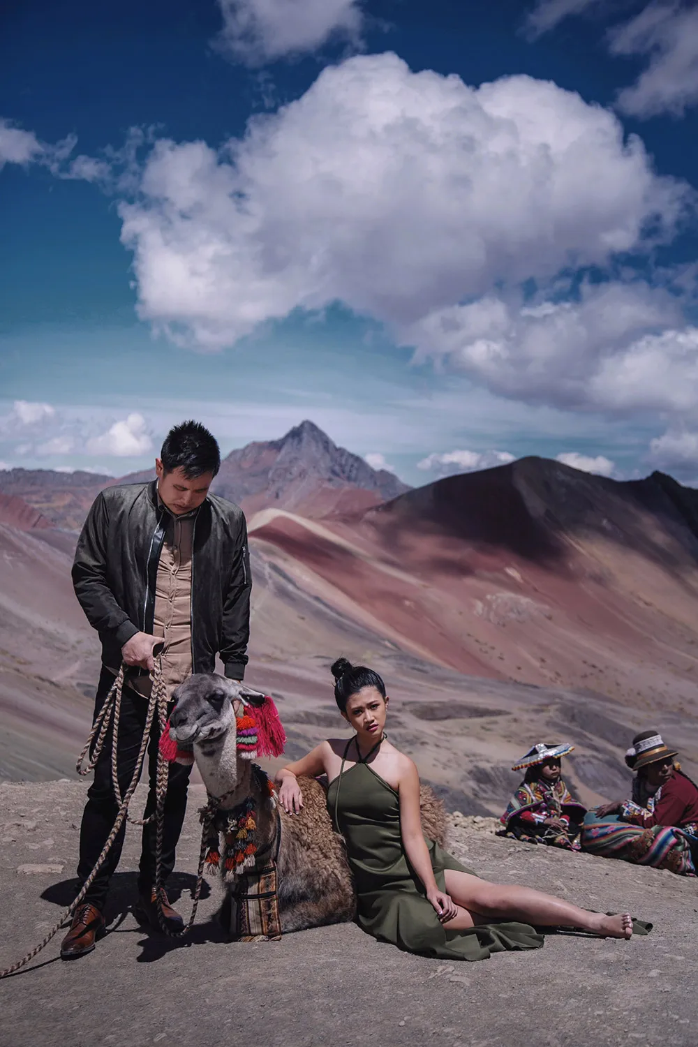 Photography by Metrophoto. Destination engagement shoots in Peru. theweddingnotebook.com