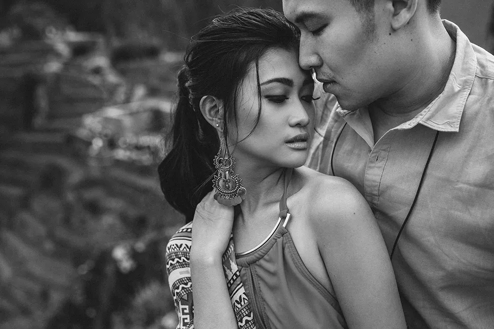 Photography by Metrophoto. Destination engagement shoots in Peru. theweddingnotebook.com