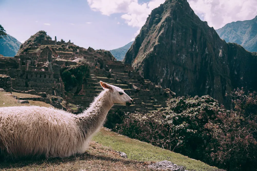 Photography by Metrophoto. Destination engagement shoots in Peru. theweddingnotebook.com