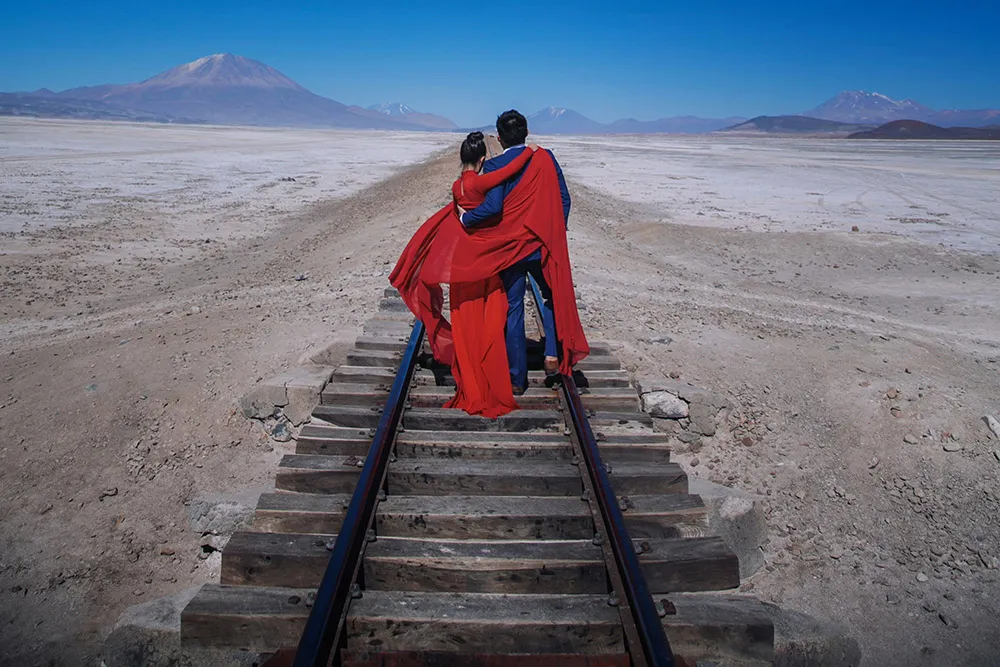 Photography by Metrophoto. Destination bridal portraits in Bolivia. theweddingnotebook.com