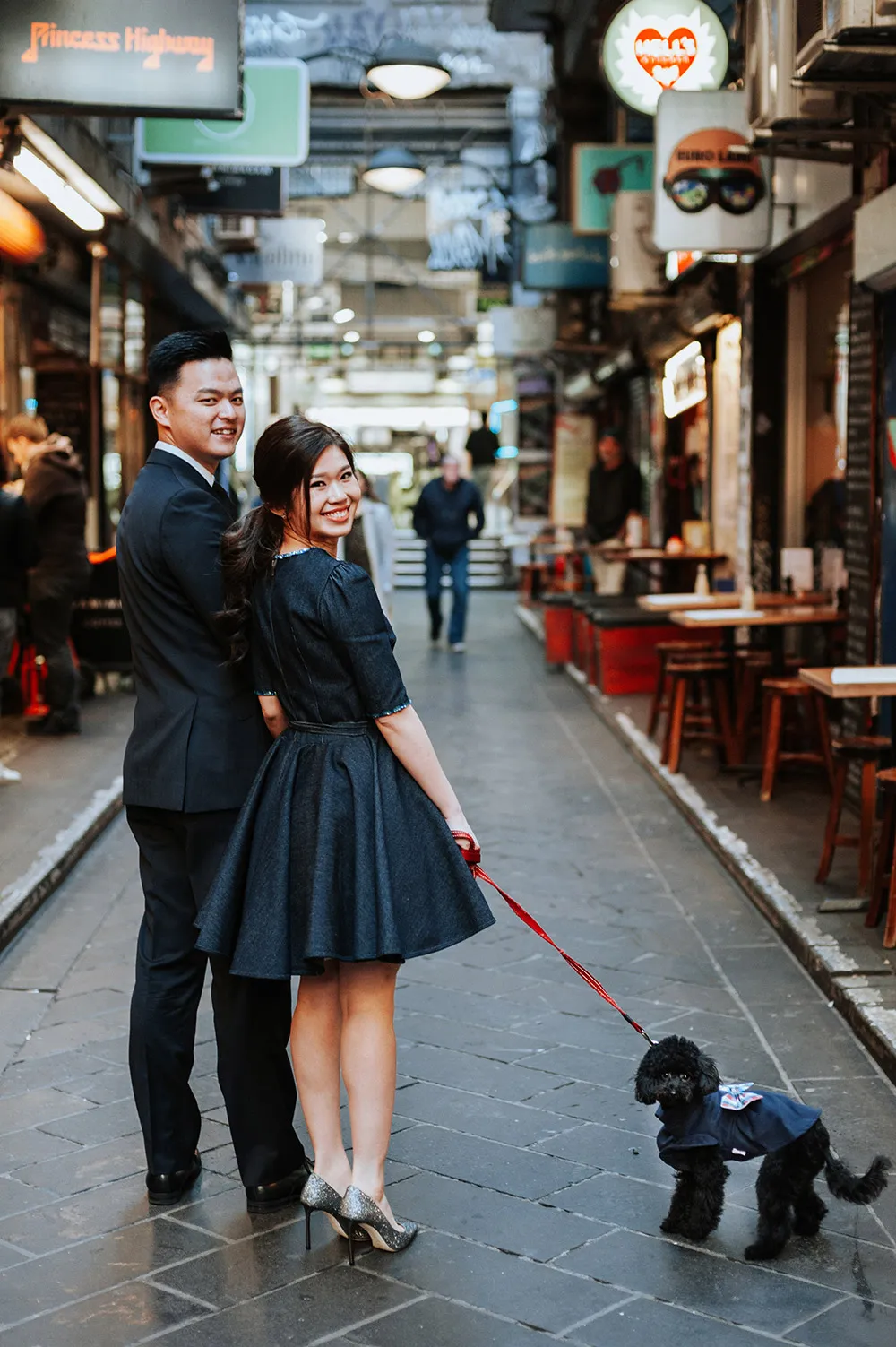 Photo by Munkeat Photography. theweddingnotebook.com