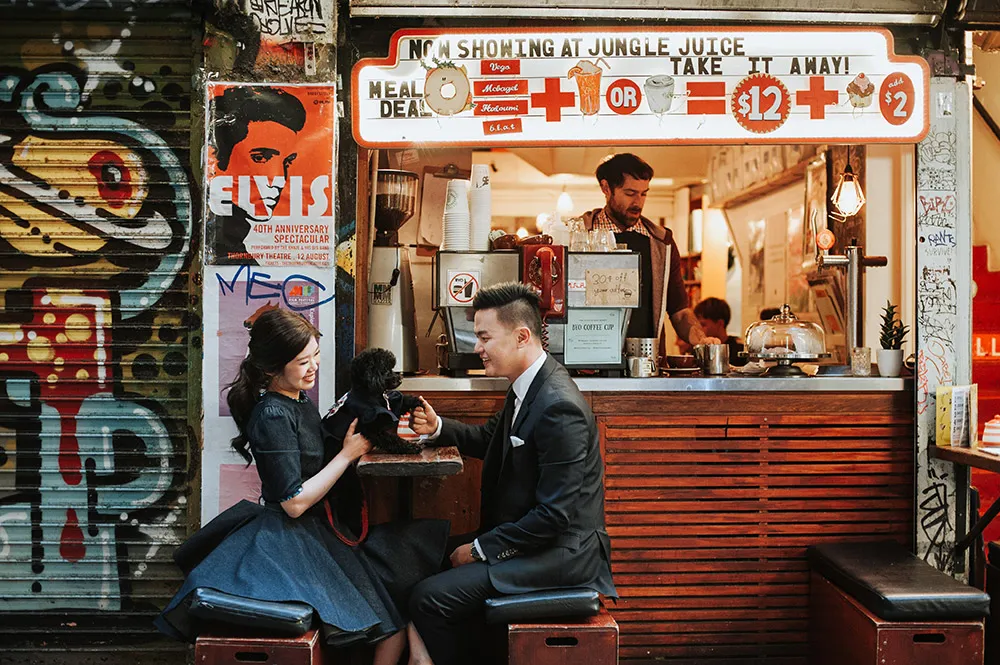 Photo by Munkeat Photography. theweddingnotebook.com