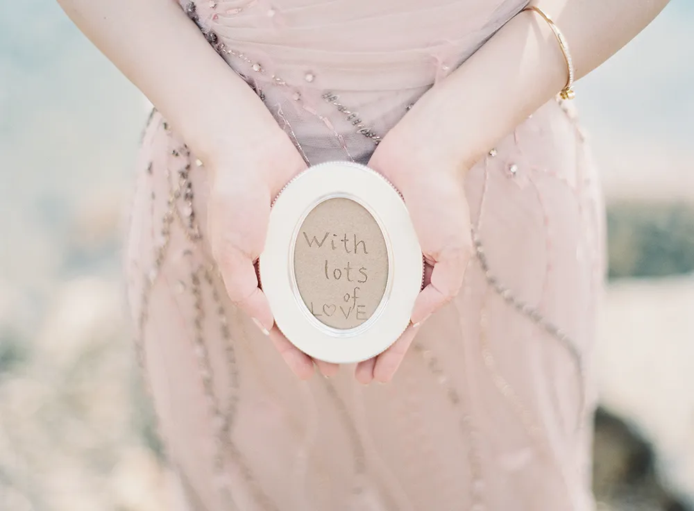 Photo by Savour Productions. theweddingnotebook.com