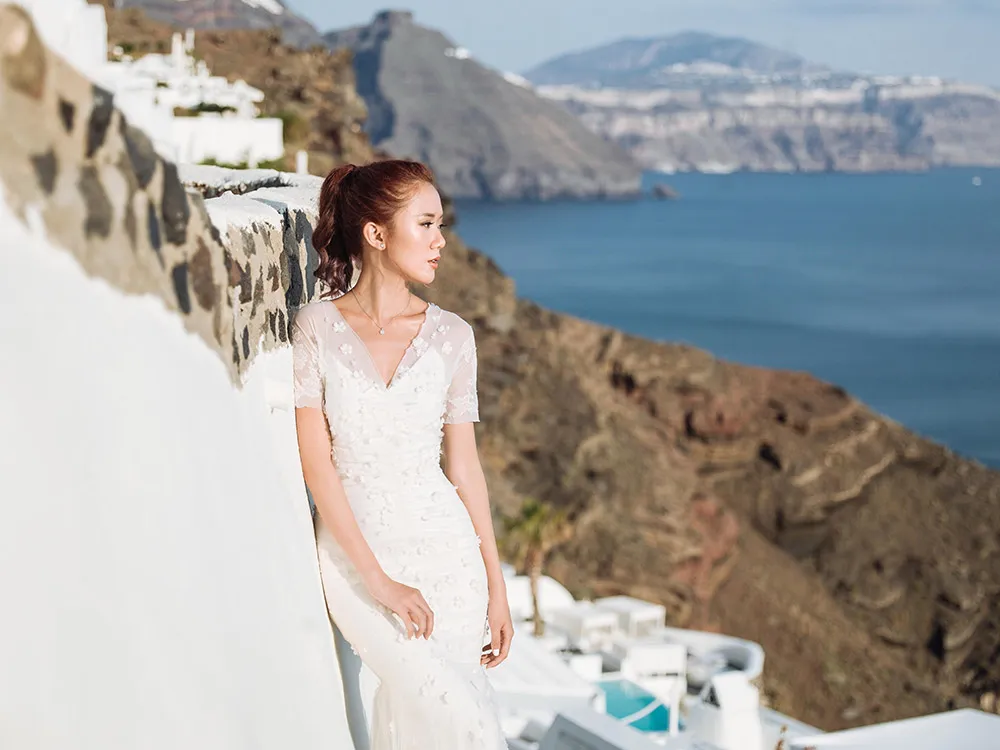 Photography by Sunrise Greece. theweddingnotebook.com