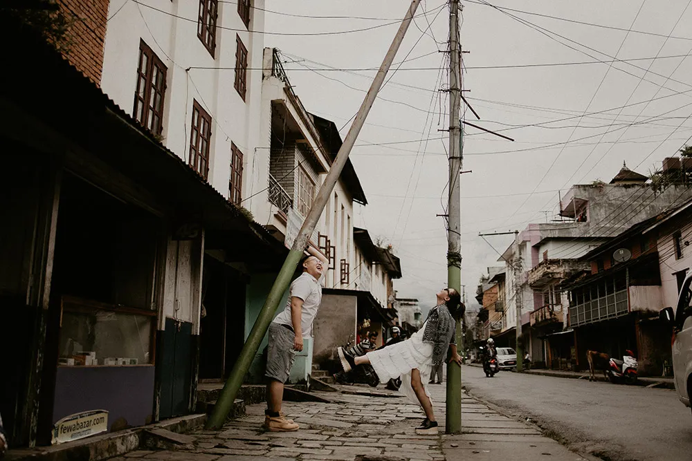 Photo by Sanren Studio. theweddingnotebook.com