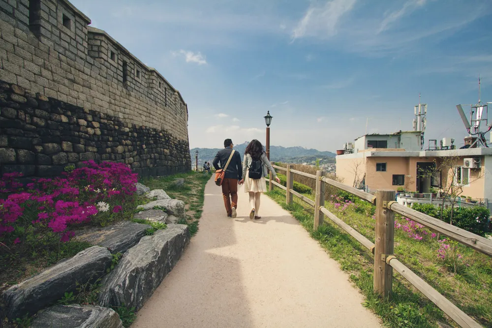 Josh Chong Photography. theweddingnotebook.com