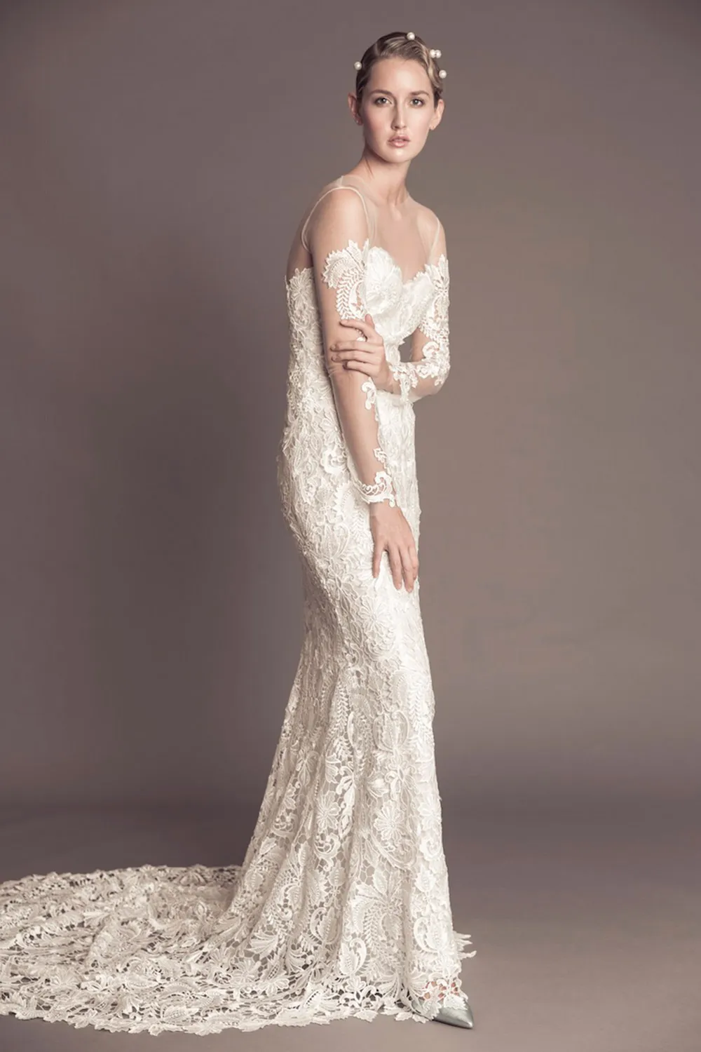 Paloma - Francesca Miranda Fall 2016 Collection. theweddingnotebook.com