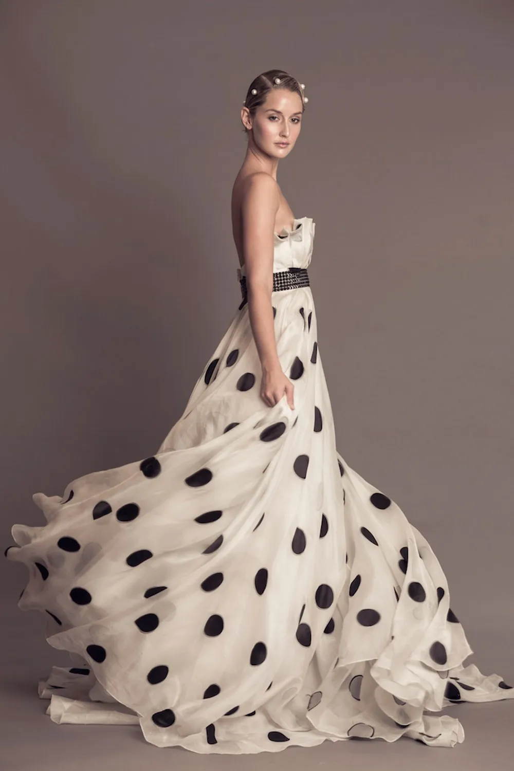 Alma - Francesca Miranda Fall 2016 Collection. theweddingnotebook.com