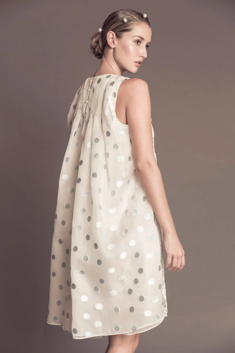 Julia - Francesca Miranda Fall 2016 Collection. theweddingnotebook.com