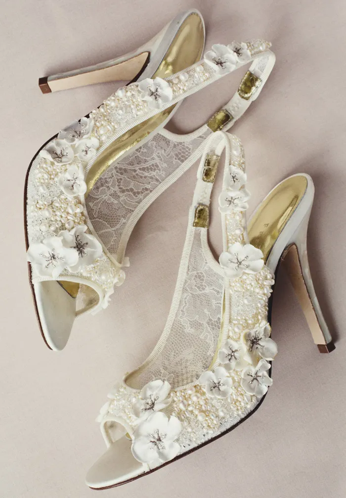 Reiki – Freya Rose London 2015 Hanami Couture Collection. theweddingnotebook.com