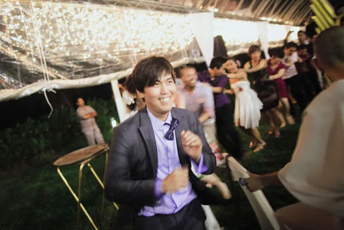 Funky Dali Photography. theweddingnotebook.com