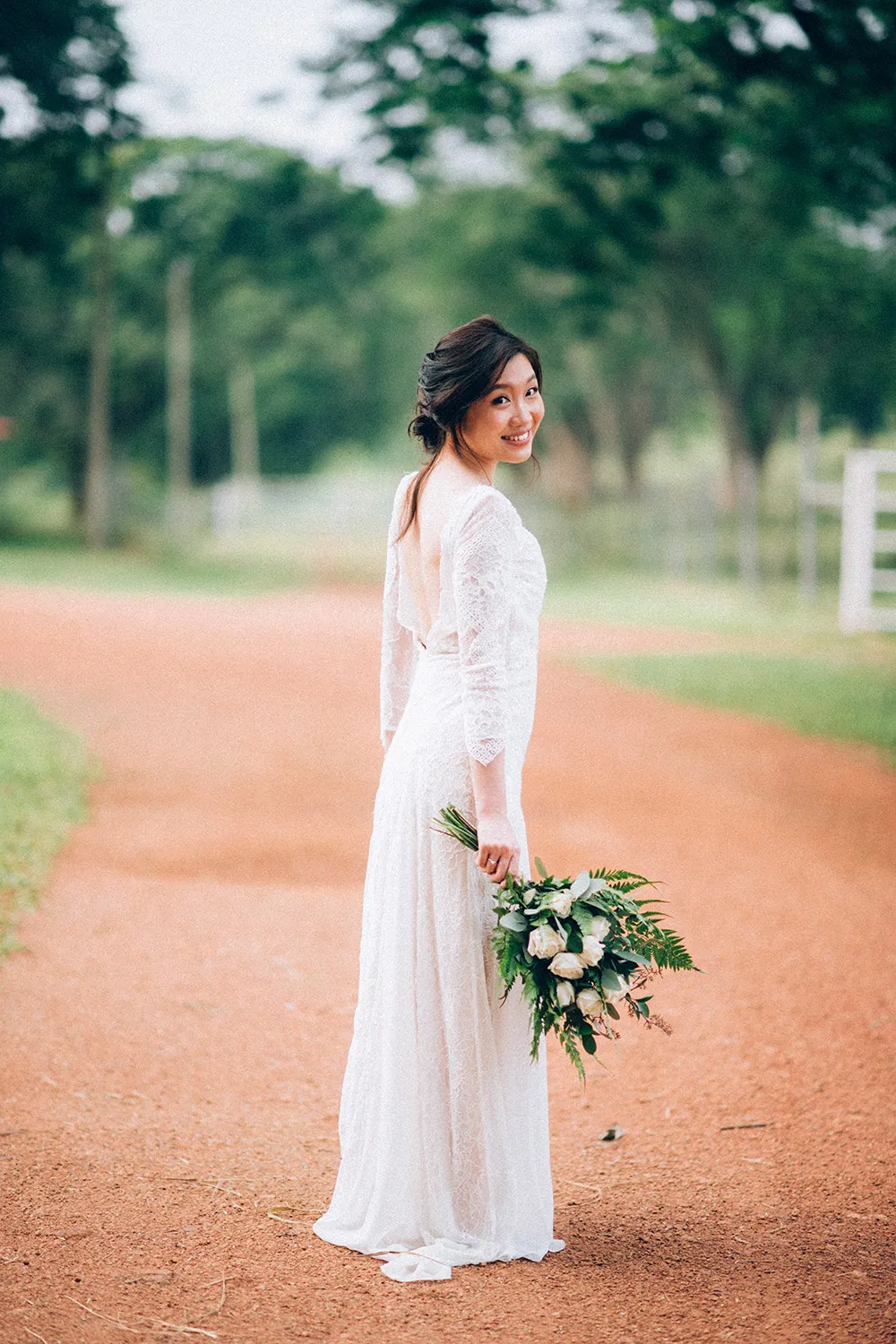 Photo by Trees On The Moon. theweddingnotebook.com