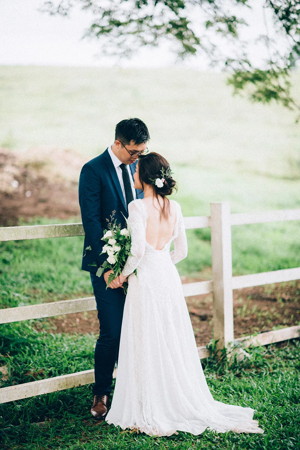 Photo by Trees On The Moon. theweddingnotebook.com