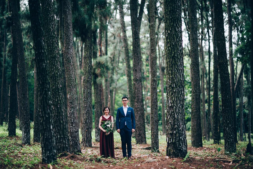 Photo by Trees On The Moon. theweddingnotebook.com