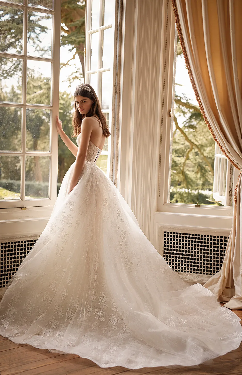 GALA by Galia Lahav Fall 2021 Collection. theweddingnotebook.com