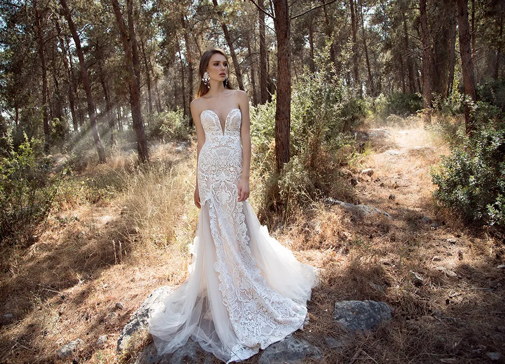 GALA by Galia Lahav Spring 2018 Collection. theweddingnotebook.com