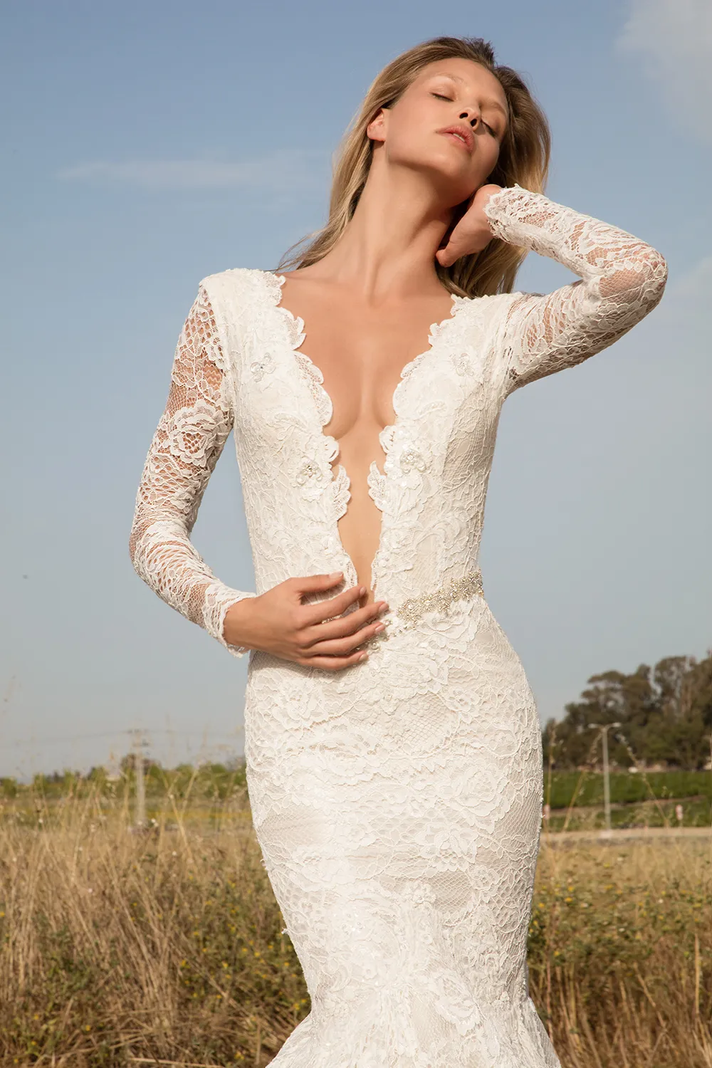 GALA NoII by Galia Lahav. RTW Spring 2017. theweddingnotebook.com