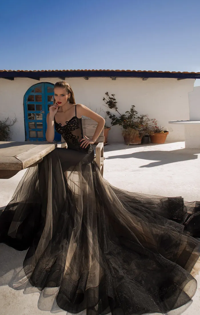 Neptune – Galia Lahav 2014 Evening Collection. theweddingnotebook.com