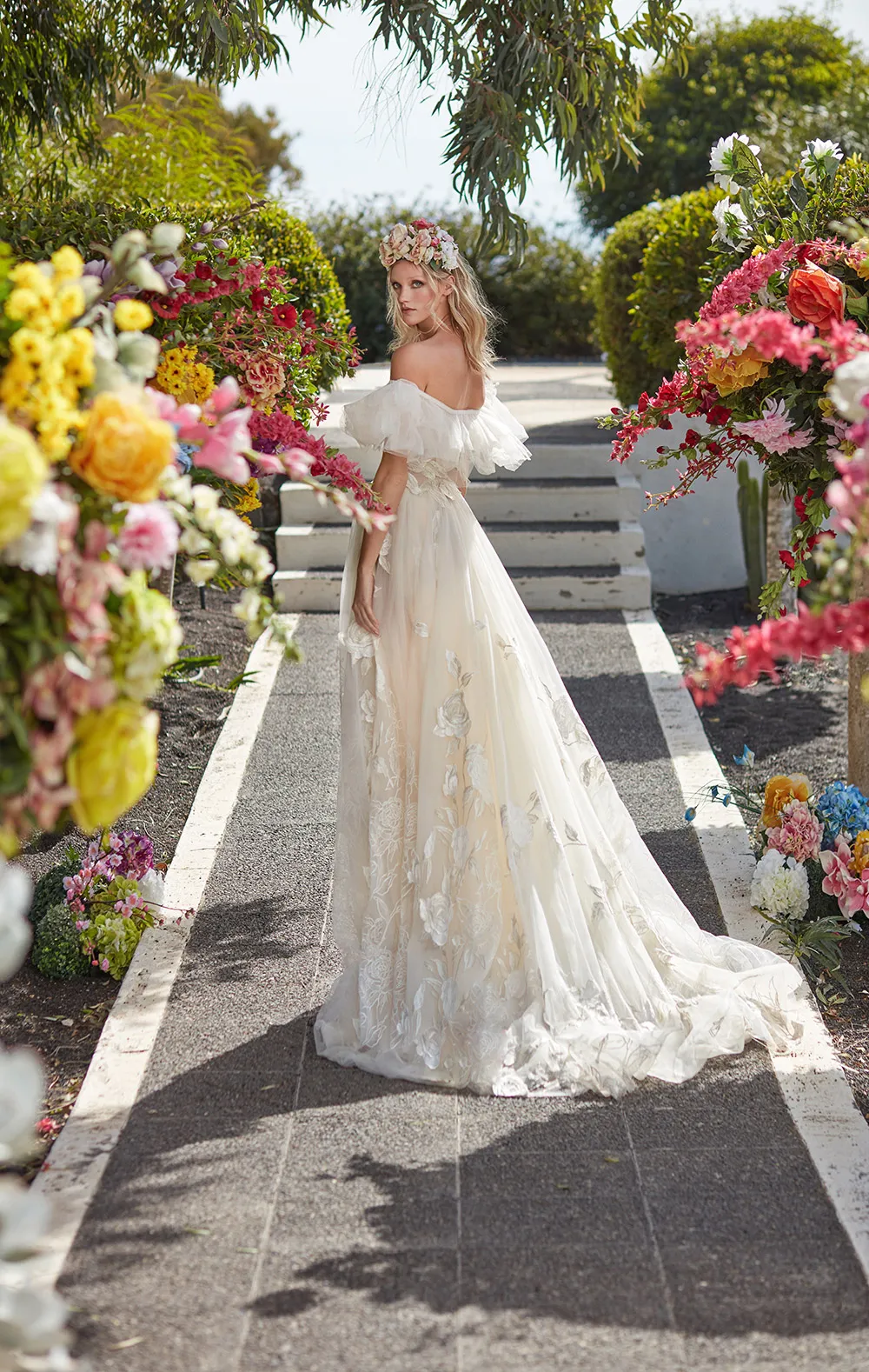 Casablanca Lily - Galia Lahav Couture Fall 2018 Bridal Collection. theweddingnotebook.com