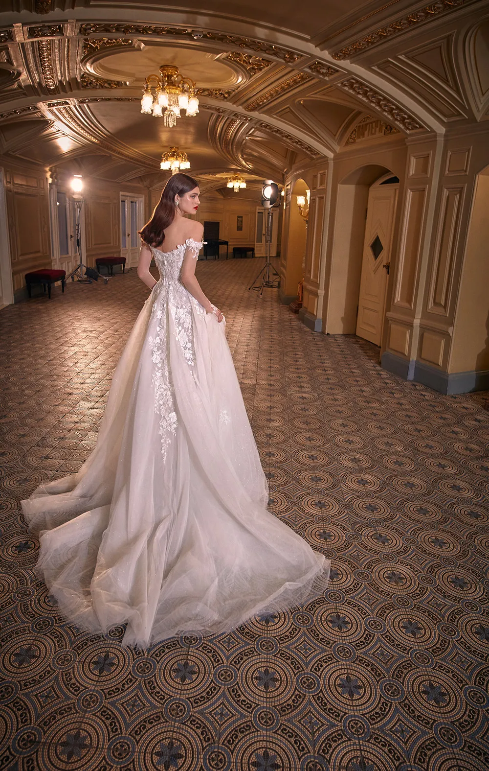 Lynn - Galia Lahav Couture Spring 2020 Collection. theweddingnotebook.com
