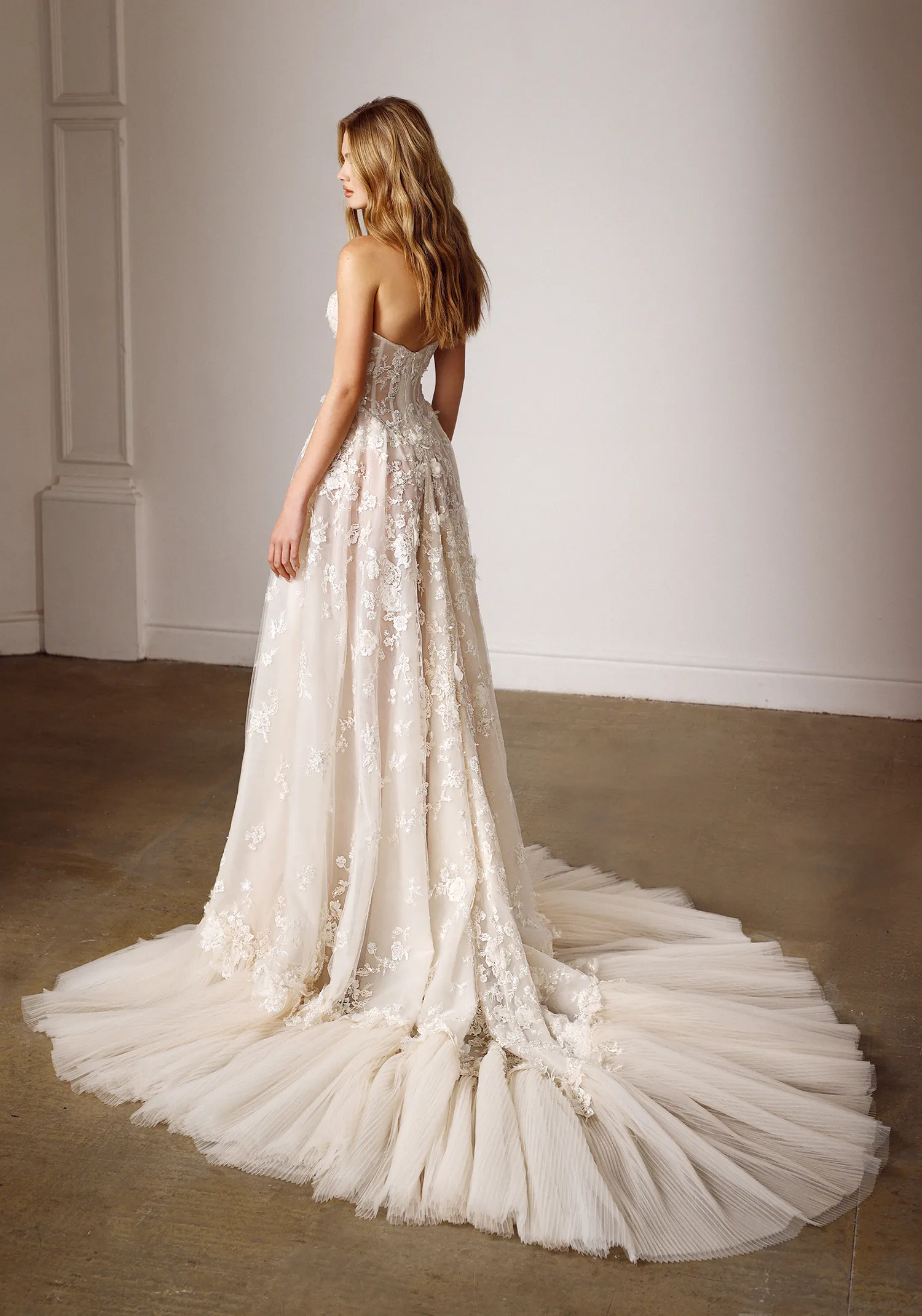 Galia Lahav Spring 2022 Bridal Collection. theweddingnotebook.com