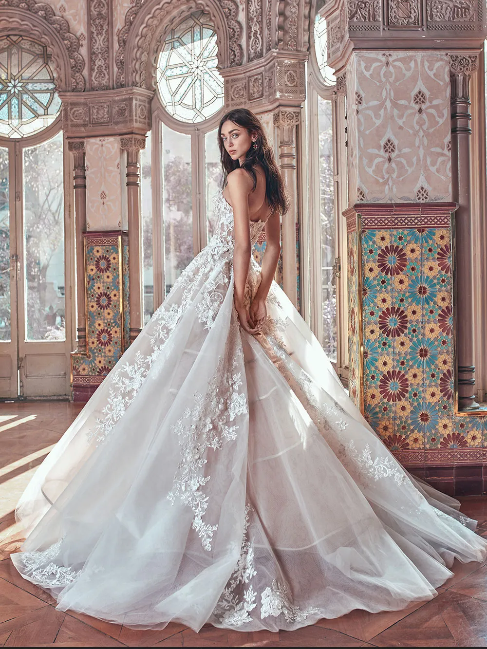 Alma - Galia Lahav Spring 2018 Collection. theweddingnotebook.com