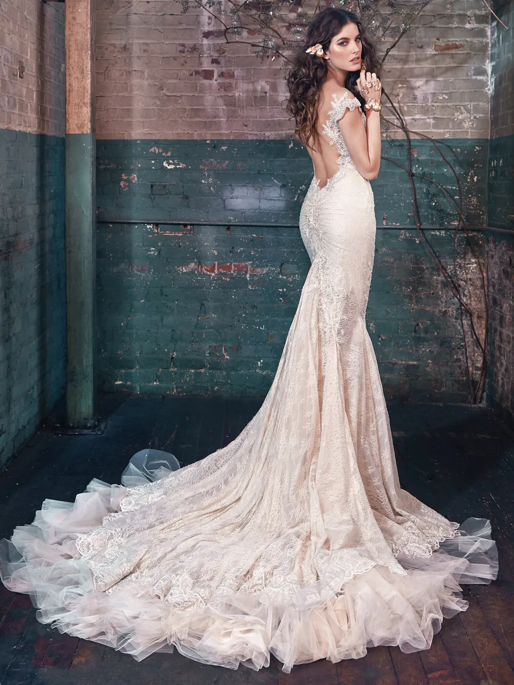 Blossom – Galia Lahav Spring 2016 Bridal Collection. theweddingnotebook.com