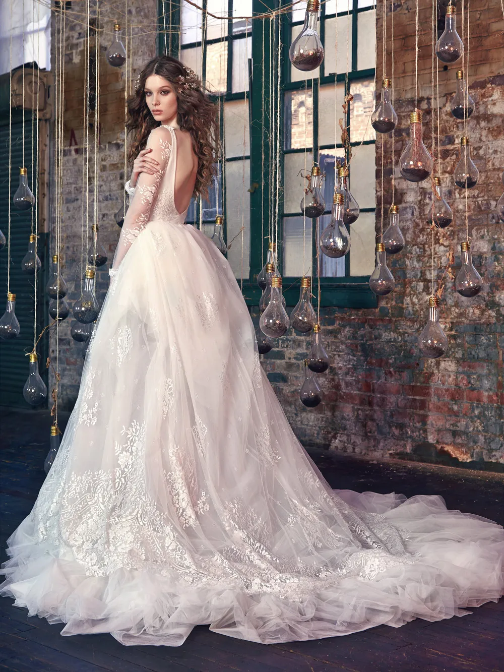 Snow White – Galia Lahav Spring 2016 Bridal Collection. theweddingnotebook.com
