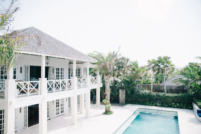 Wedding in Semara Uluwatu, Bali. Ben Yew Photography. theweddingnotebook.com