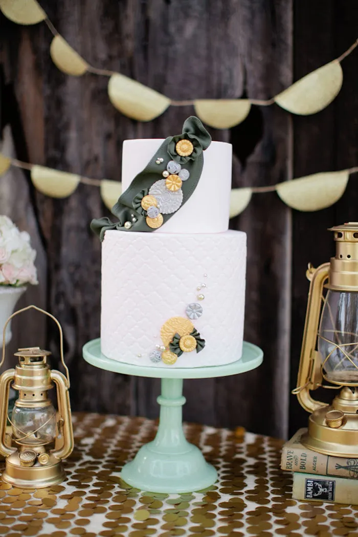 Girls Scouts bridal shower cake. Beau & Arrow Events. Photo by Swoon by Katie. theweddingnotebook.com