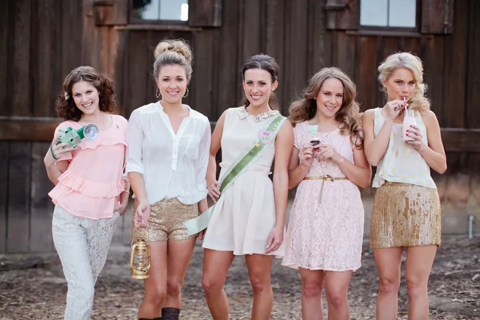 Bridal shower party. Beau & Arrow Events. Photo by Swoon by Katie. theweddingnotebook.com