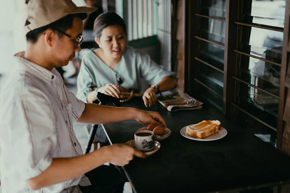 Jackie Yong Photography. theweddingnotebook.com