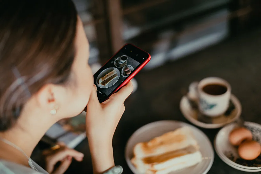 Jackie Yong Photography. theweddingnotebook.com