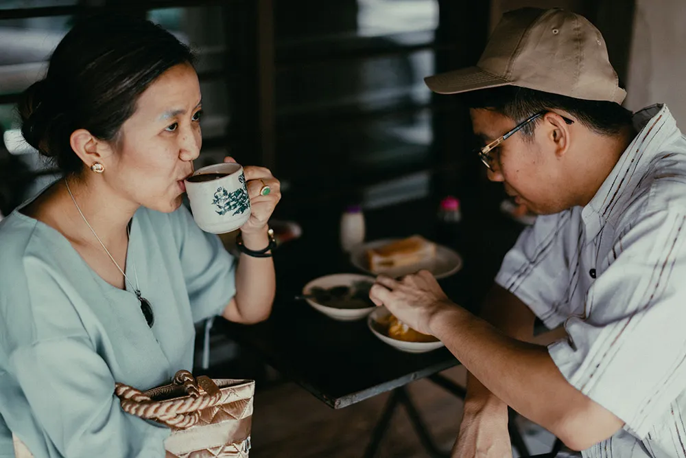 Jackie Yong Photography. theweddingnotebook.com