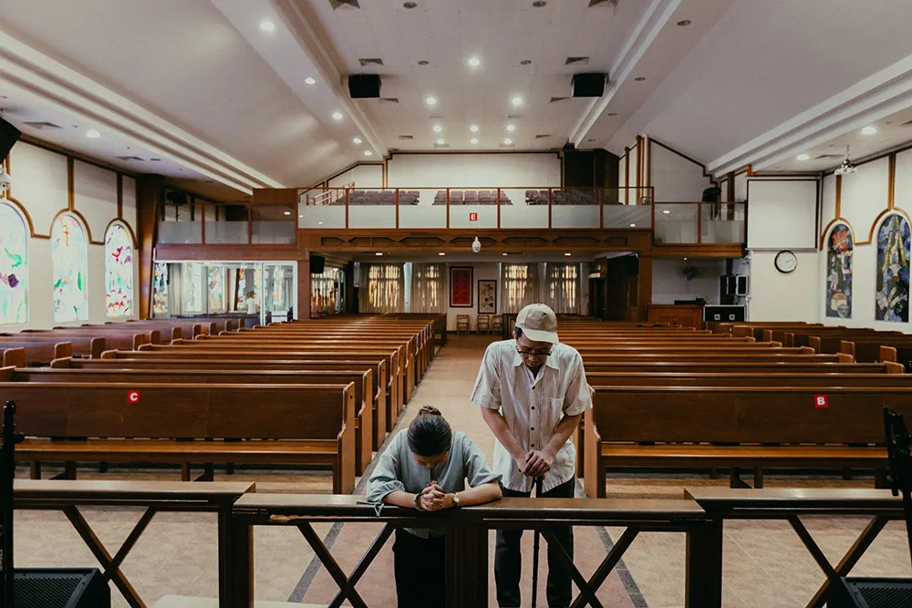 Jackie Yong Photography. theweddingnotebook.com