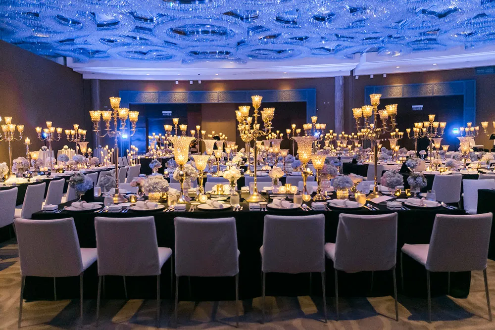 Photo by Louis Loo Photography. theweddingnotebook.com