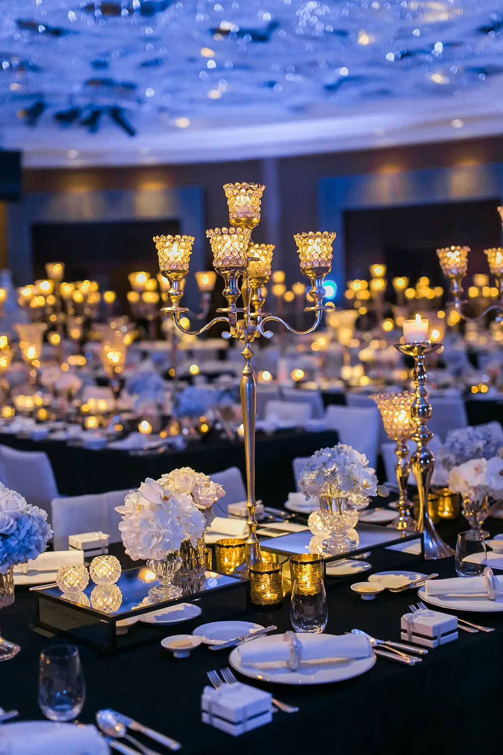 Photo by Louis Loo Photography. theweddingnotebook.com