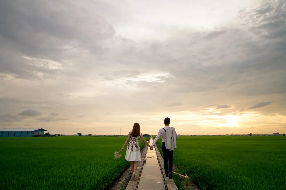 Photo Josh Chong Photography. theweddingnotebook.com