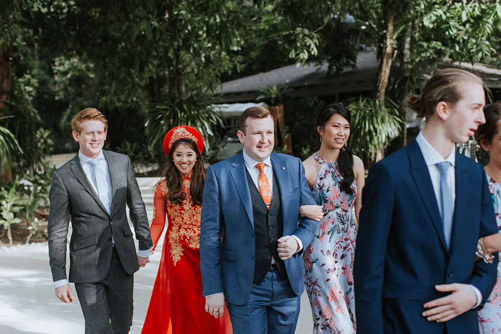 zPhoto by Zach Chin of Munkeat Studio. theweddingnotebook.com