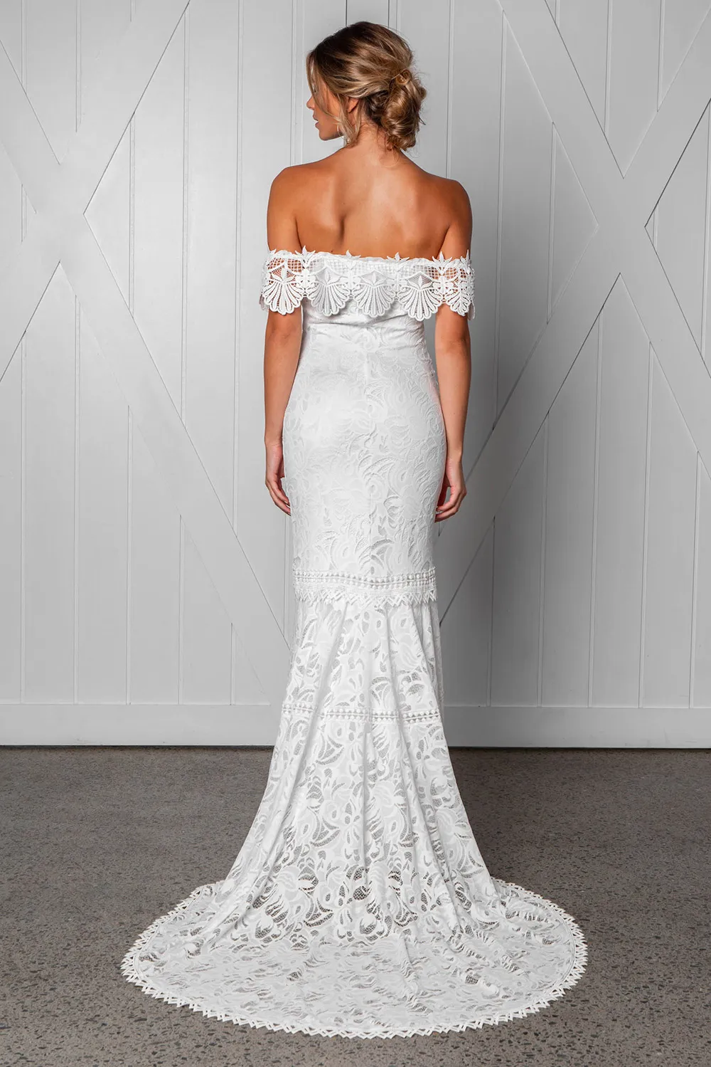 Cien - Grace Loves Lace 2018 Bridal Collection. theweddingnotebook.com